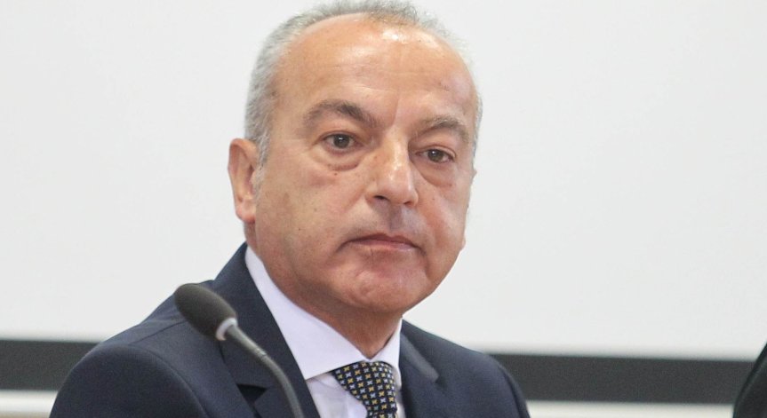 МС одобри дерогация за закупуването, вноса или трансфера на суров нефт от Русия