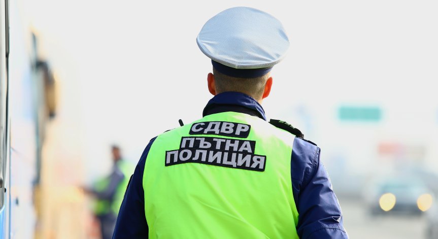 Катастрофа блокира пътя Самоков - София
