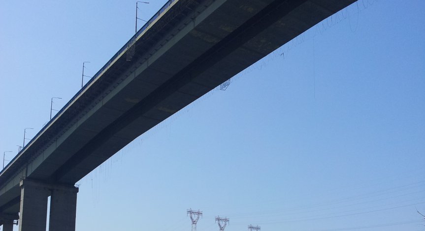 Мъж скочи от Аспаруховия мост във Варна, лекарите не успяха да го спасят