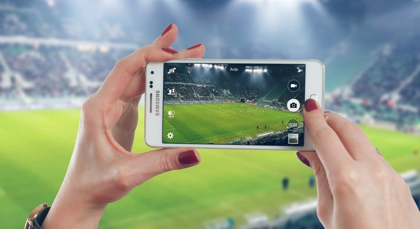 Ман Юнайтед стига 4000 поредни мача с играч от академията  