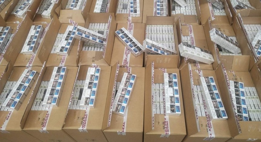 Митничари хванаха 20 000 кутии с недекларирани цигари на 