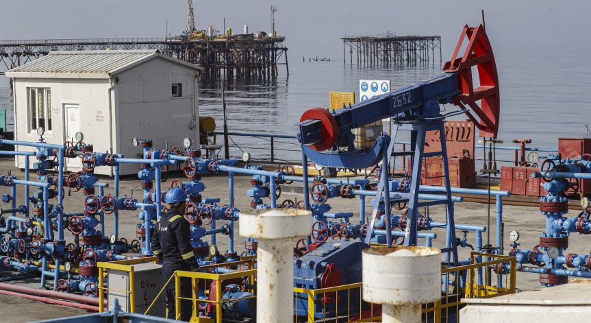 Украйна води преговори с Азербайджан за доставки на газ