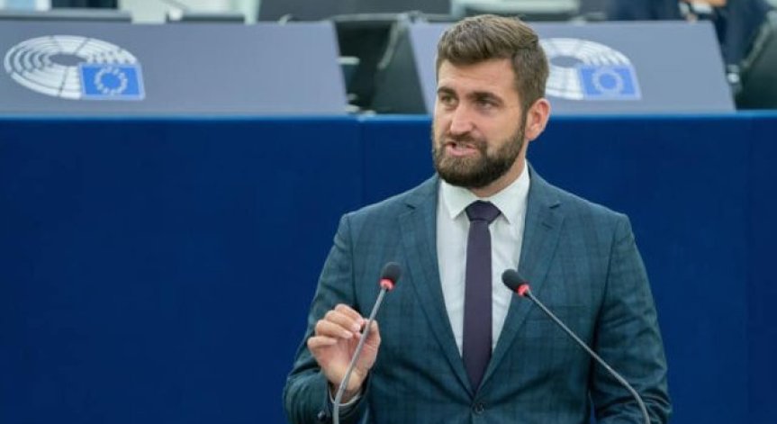 Новаков: Изслушването на Гешев бе необичайно кратко, групата е неформална