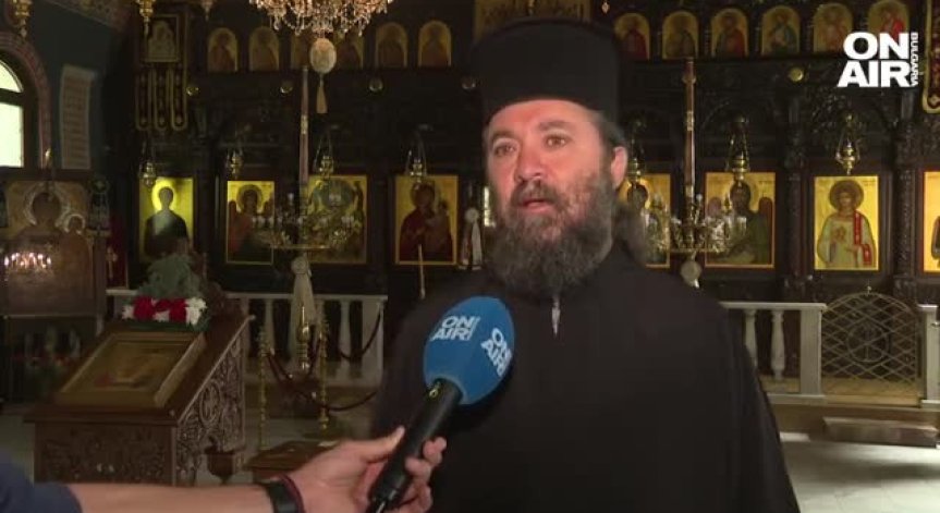 Започна Светлата седмица: От сутринта храмовете се изпълниха с вярващи