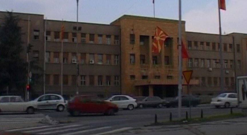 Македонският парламент гласува състава на новото правителство