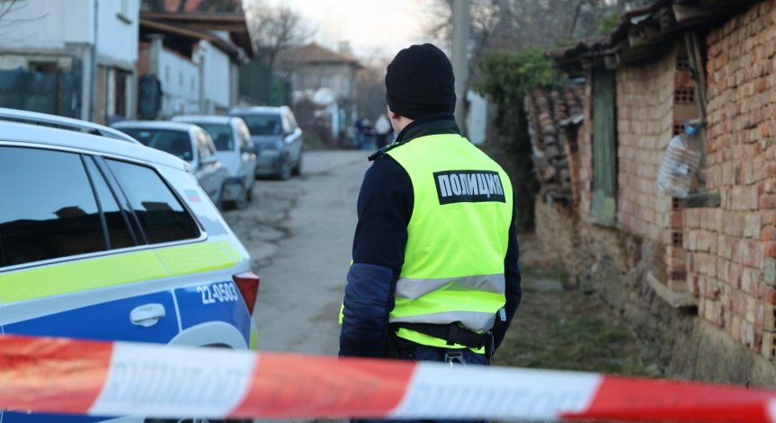 Майката, убила децата си във Вакарел, направила самопризнания