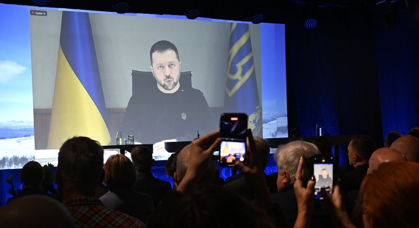 Зеленски: Европа трябва да изгради общо оръжейно производство