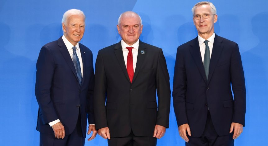 Главчев във Вашингтон: България оказва помощ на Украйна от началото на войната