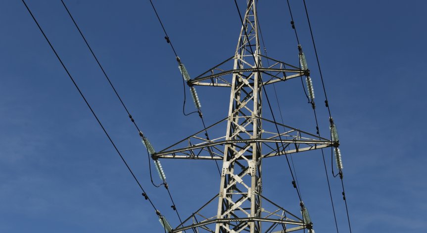 Мооdу'ѕ: Reĸopднитe цeни нa eлeĸтpoeнepгиятa в Европа ще ce зaпaзят