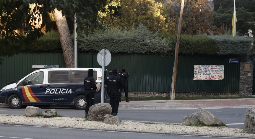 Украинското посолство в Букурещ получи пликове със съмнително съдържание