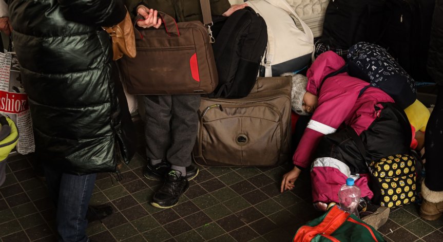 УНИЦЕФ: Войната е прогонила половин милион деца от Украйна