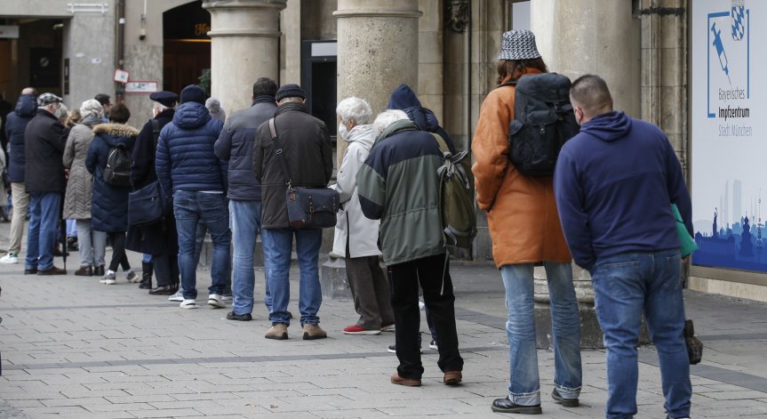 6 млн. се редят за социални помощи в Германия, а има огромен глад за работници