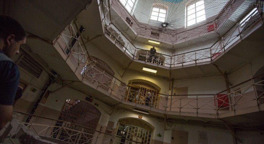 6 г. затвор за шофьор, блъснал и убил 3-годишно дете пред супермаркет и избягал