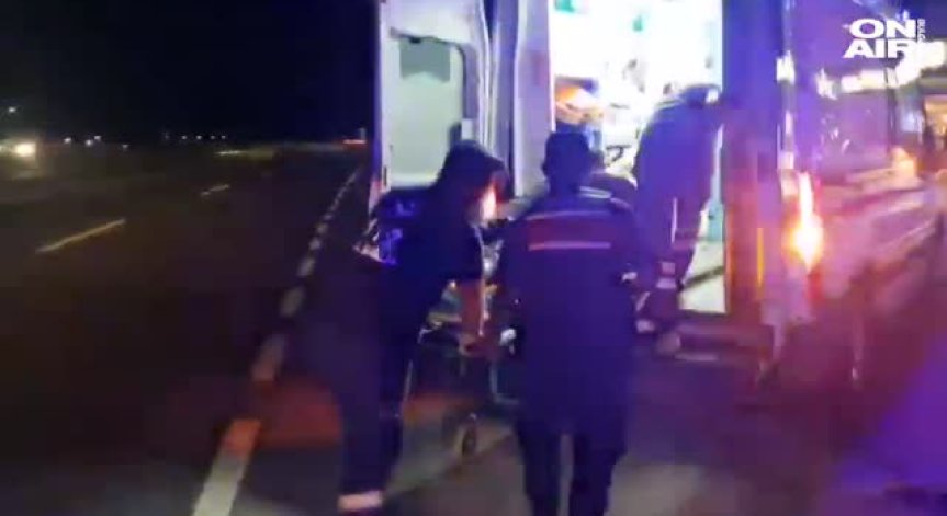 17 души пострадаха при катастрофа между автобус и камион в Турция