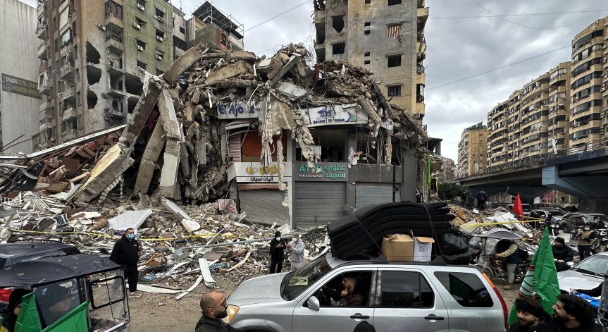 Израелската армия има 60 дни да се изнесе от Южен Ливан.