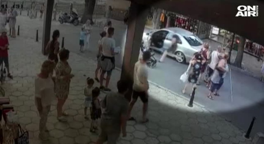 Отложиха делото на студента, нападнал незрящи туристи в Несебър