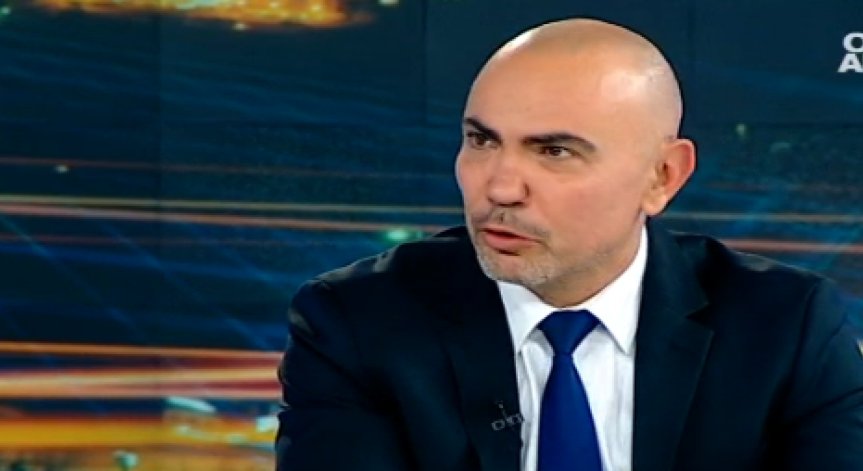 Росен Петров: Българите обичат Русия, но предпочитат да живеят на Запад