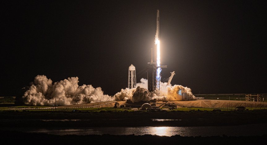 Космически турист от полета на SpaceX е под карантина