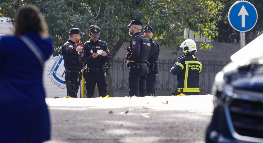 Трима загинали в Испания, след като автобус се вряза в пешеходци