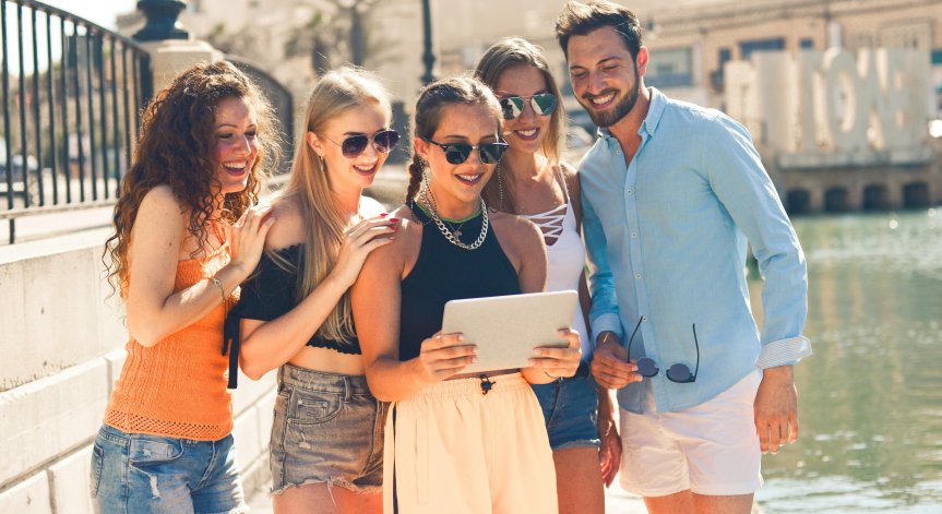 Три зодии, които се славят като лоши приятели