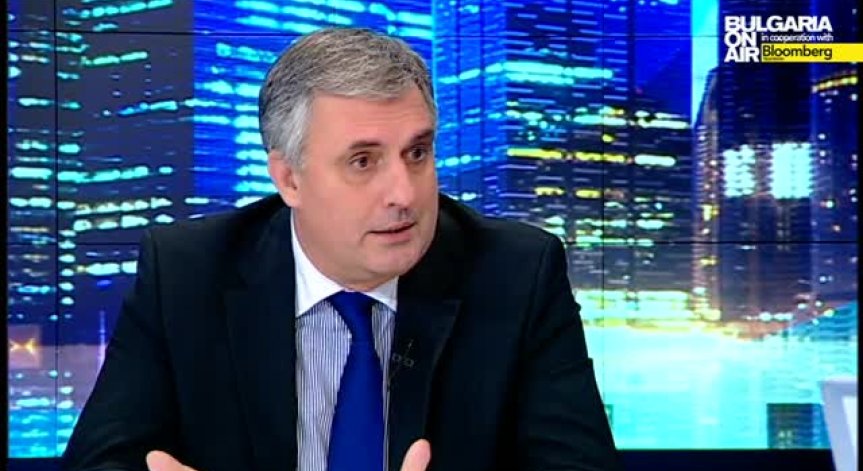 Ивайло Калфин: Гърция може да прави маневри още 20 дни