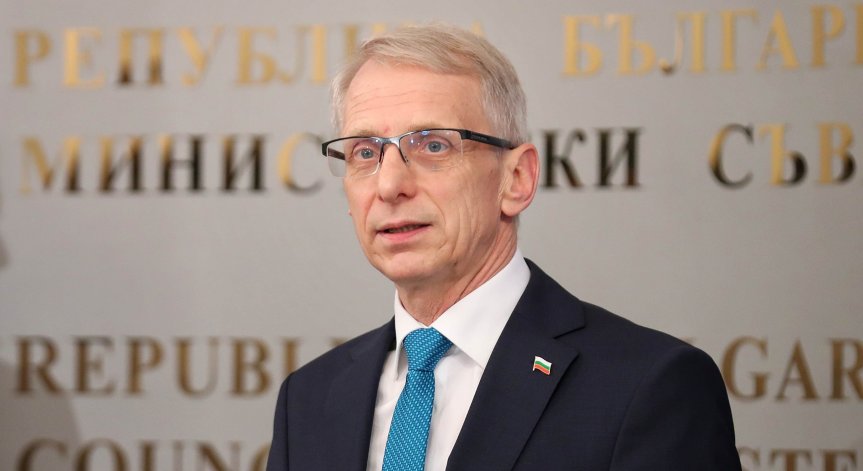 Премиерът: Оставката на шефа на МВР ще зависи от реакцията му на случаите на полицейско насилие