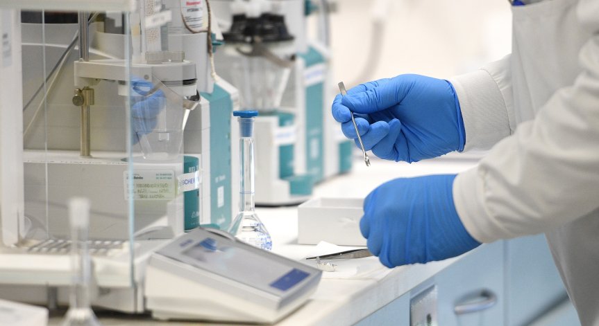 САЩ пускат ваксина 2 дни преди изборите за президент