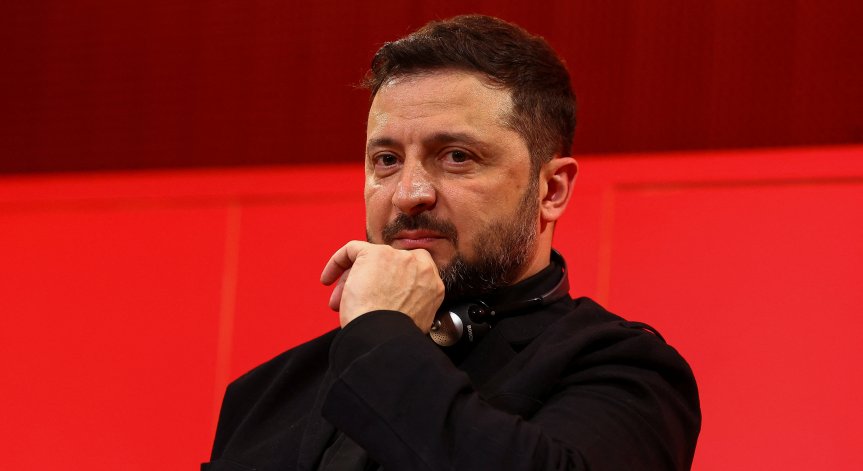 Зеленски: Русия може да предприеме масирани атаки днес