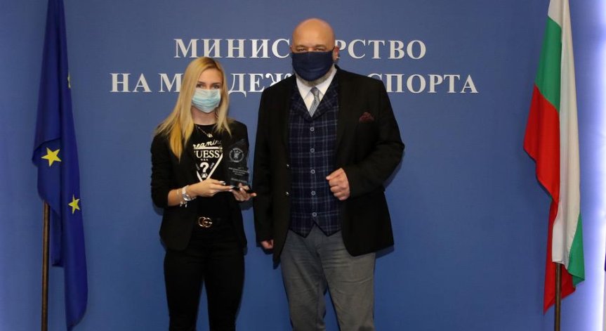 Кралев награди най-добрите фехтовачи за 2020 г.