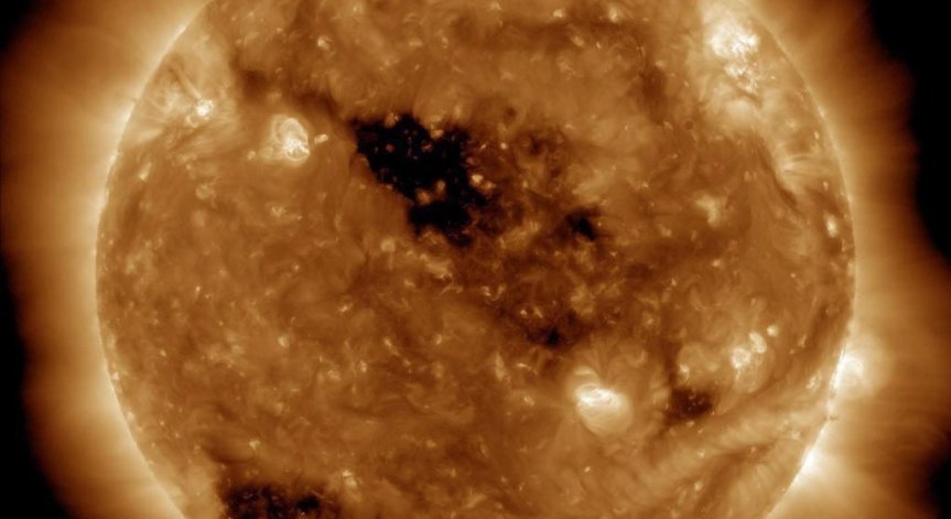 Магнитна буря удари Земята