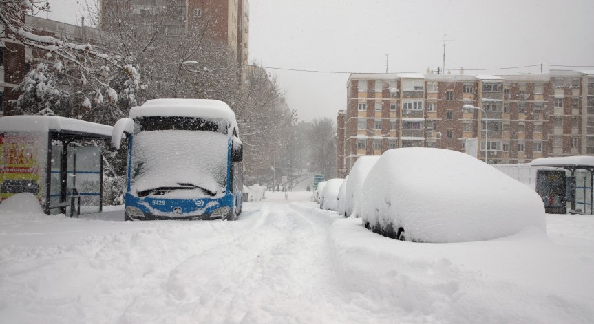 Снежната буря в Мадрид взе три жертви, невиждан студ в Северна Испания
