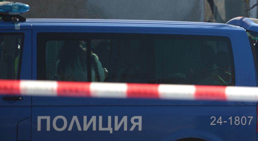 Задържаха мъж в Ст. Загора за порнография с деца, някои са малолетни