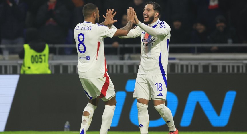 Възпитаниците на Пиер Саж заемат пето място във временното класиране с 28 точки.