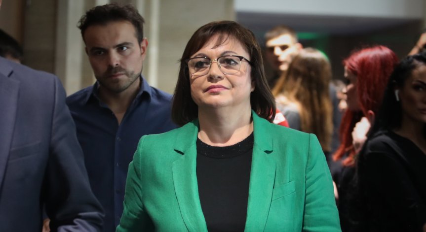 Нинова: Падането на кабинета зависи от ГЕРБ и ДПС