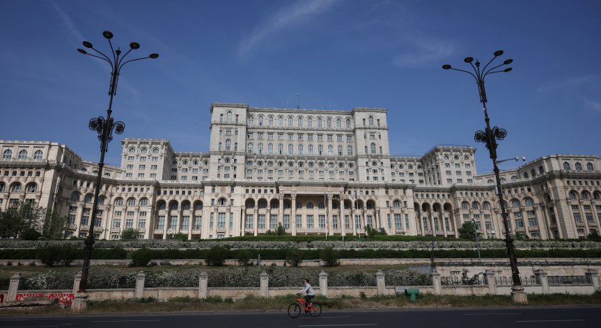 Румъния изправена пред политическа и стратегическа промяна.