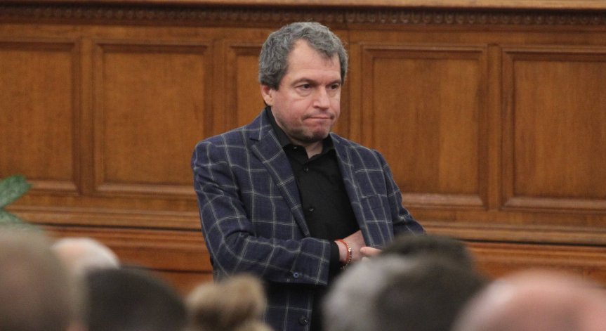 ИТН иска още места в две важни парламентарни комисии за сметка на ДБ