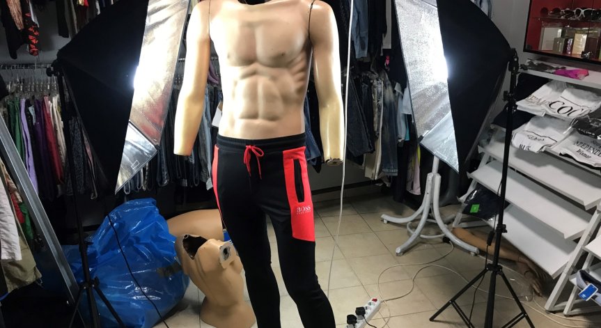 ГДБОП удари цех за производство на фалшиви маркови стоки в Благоевград