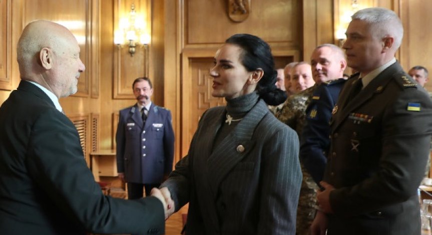 Тагарев: България има значителен принос за доставките на боеприпаси към Украйна