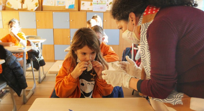 Всеки трети ученик влиза в клас без тест