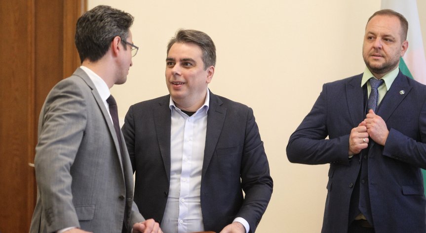 Актуализацията на бюджета: 11,9% инфлация и 10,3 млрд. лв. лимит на дълга