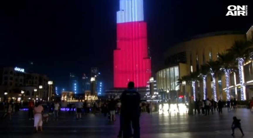 Бурж Халифа светна с цветовете на полския флаг