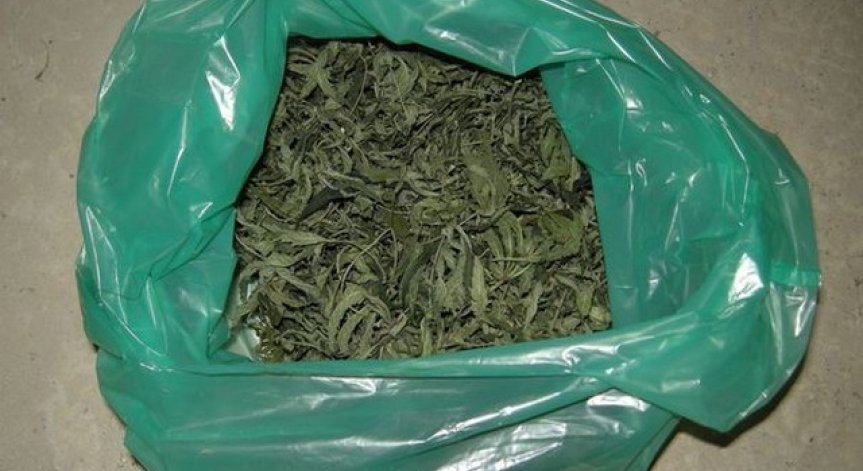 Задържаха мъж с кило марихуана в Габрово