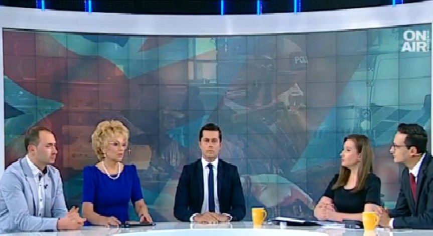 Граждани на протест за истинска съдебна реформа