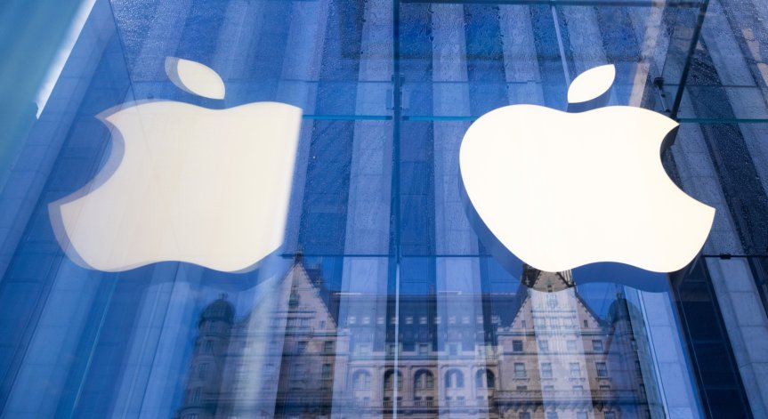 Apple с рекордни продажби, развенча прогнозите на Wall Street за приходите