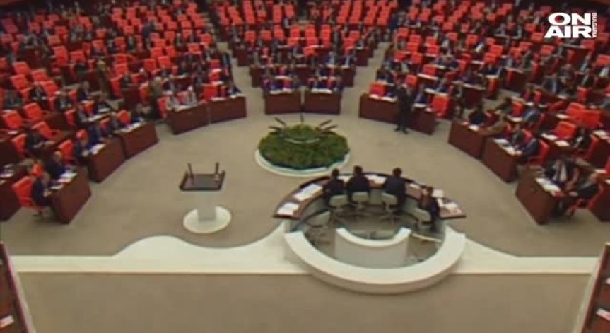 Парламентът в Турция одобри реформата, засилваща правата на президента