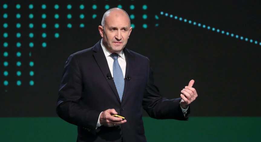 Мерц поздрави Радев: Германия е готова да работи с новото българско правителство