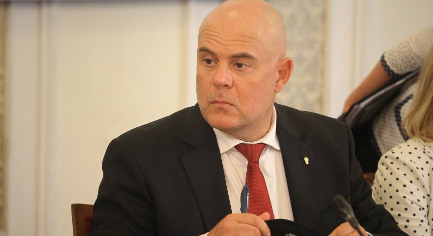 Гешев: Предстои юридическа катастрофа след закриването на спецправосъдието