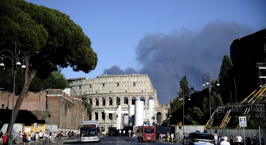 Градската администрация и кметът на Рим са мишена на умишлени палежи?