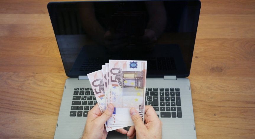 Кое онлайн казино раздава реални джакпоти?