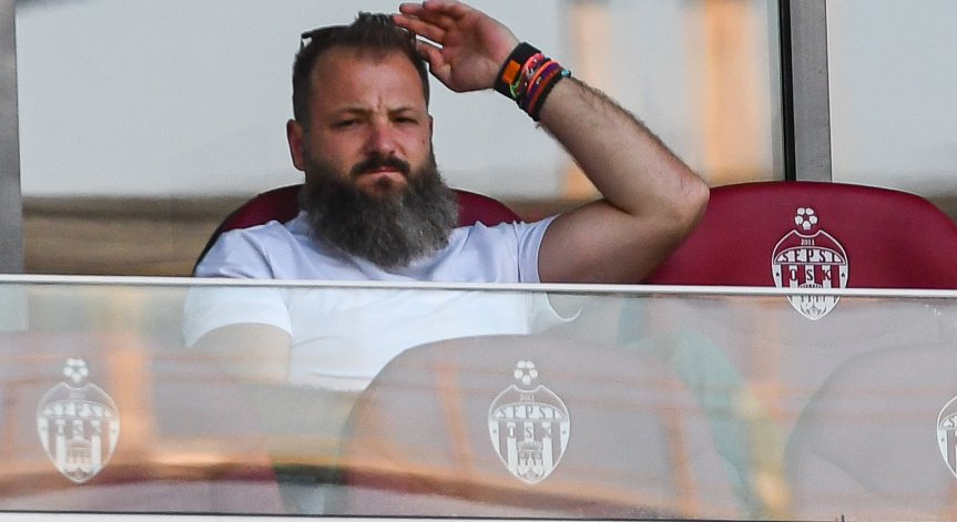 Данаил Ганчев побеснял след загубата, крещял на играчите в съблекалнята